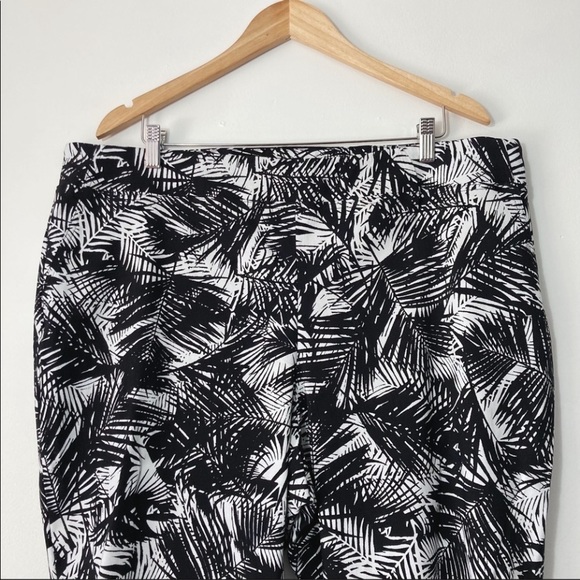 Cynthia Rowley Tropical Print Capri Pants Size 20W - Picture 5 of 8
